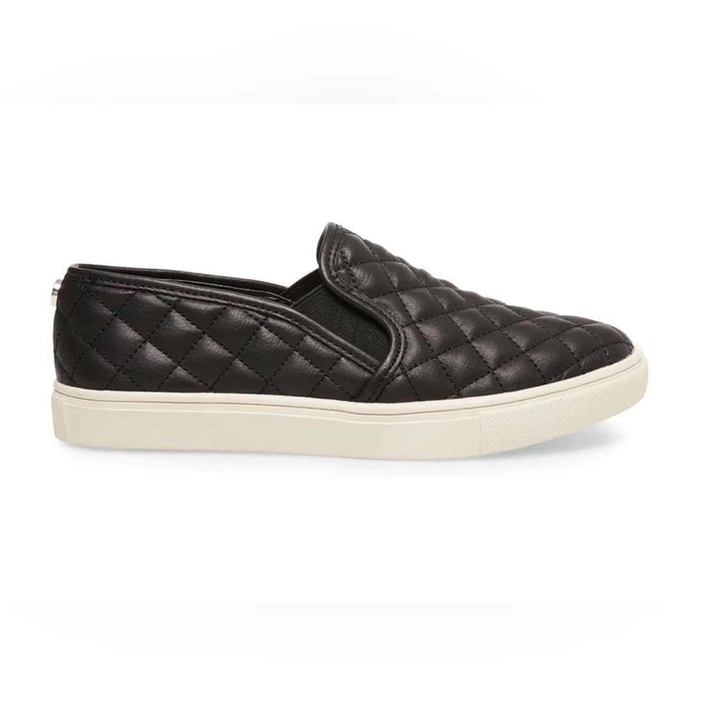 Steve Madden Ecentrcq black shoes; size 7.5